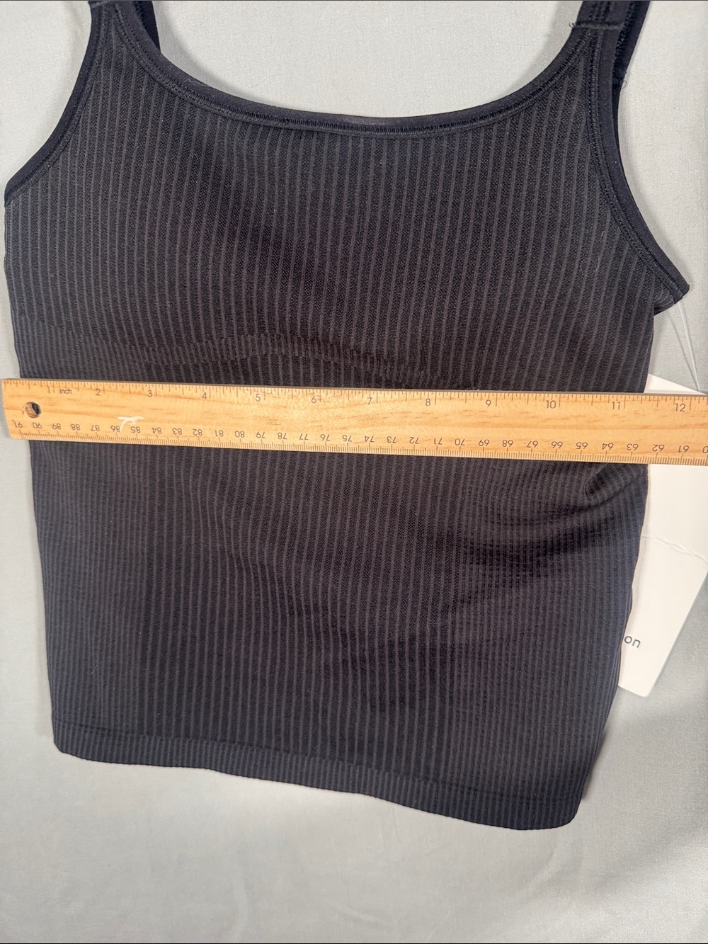 Lululemon NWT Ebb to Street Scoop-Neck Cropped Tank Top Black Bra B/C Size 4 - Picture 7 of 7